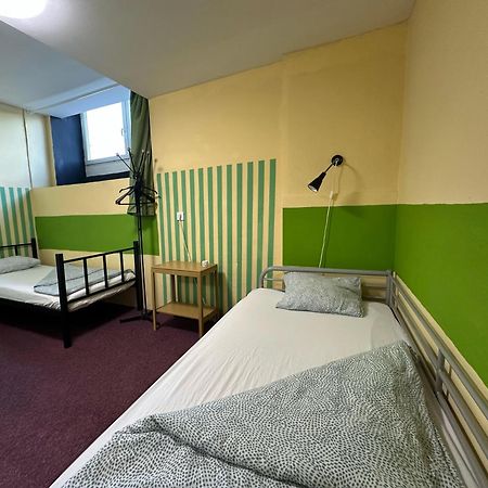 Baroque Hostel & Coworking Budapest Bagian luar foto