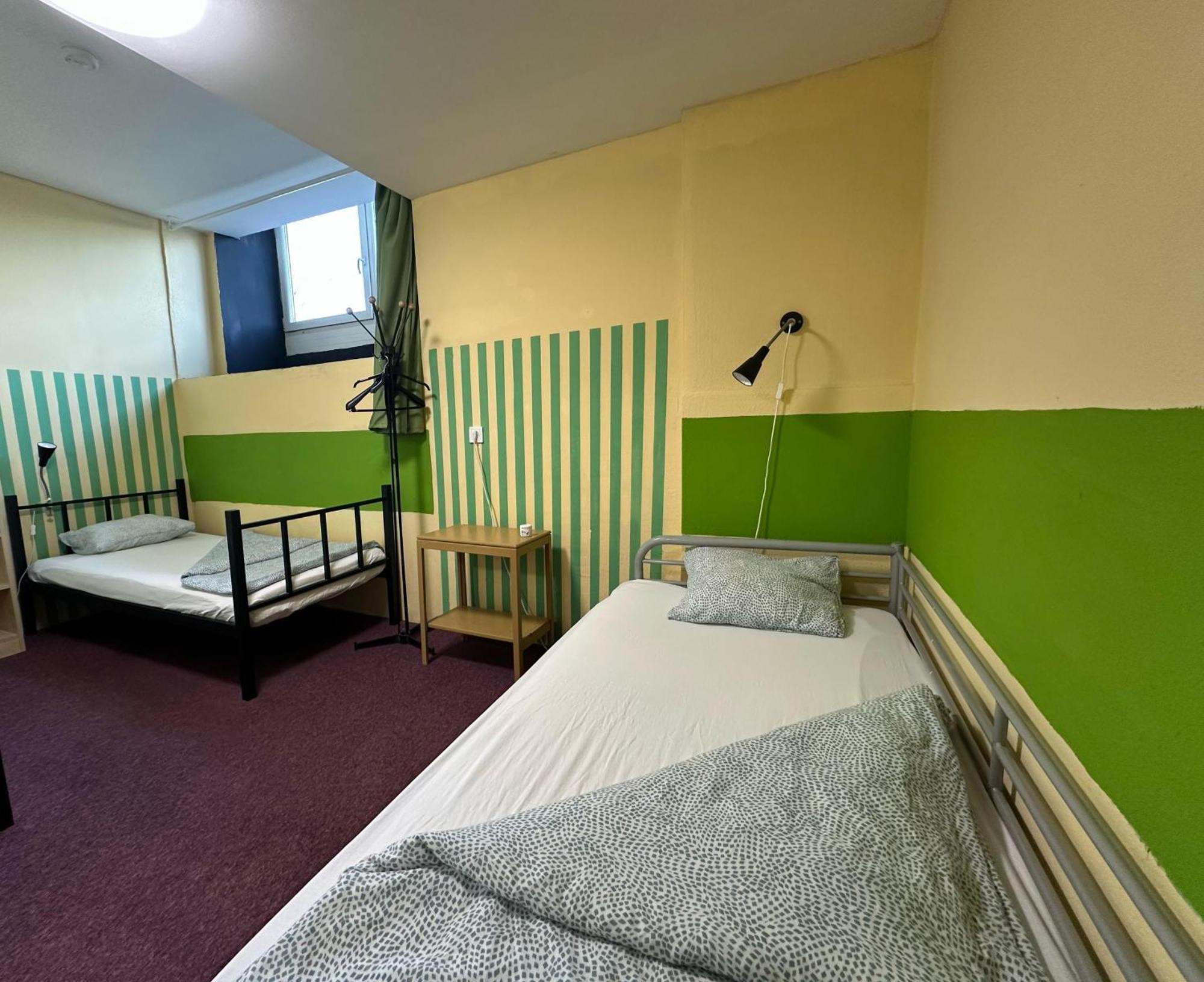 Baroque Hostel & Coworking Budapest Bagian luar foto
