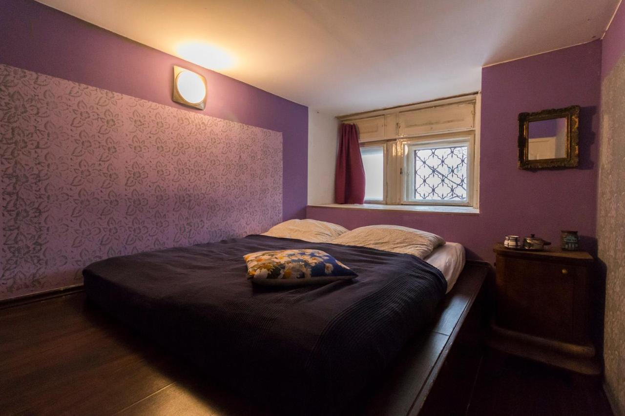 Baroque Hostel & Coworking Budapest Bagian luar foto